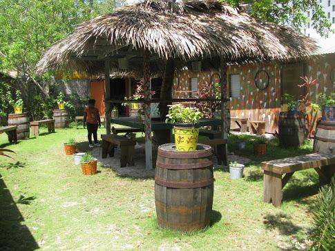 Nettie'S Different Of Nassau Casuarina'S Hotel Exterior photo